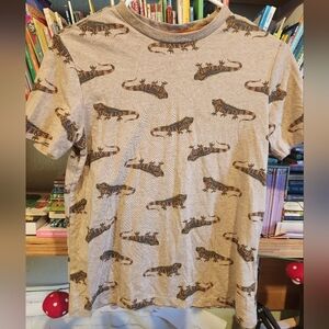 Old Navy Iguana Tan Tee Shirt Boys Large 10/12